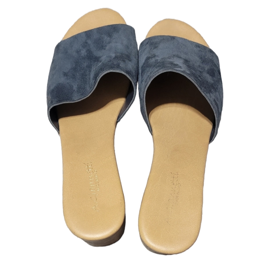 A GIANNETTI* Suede Heels - Picture 7 of 8